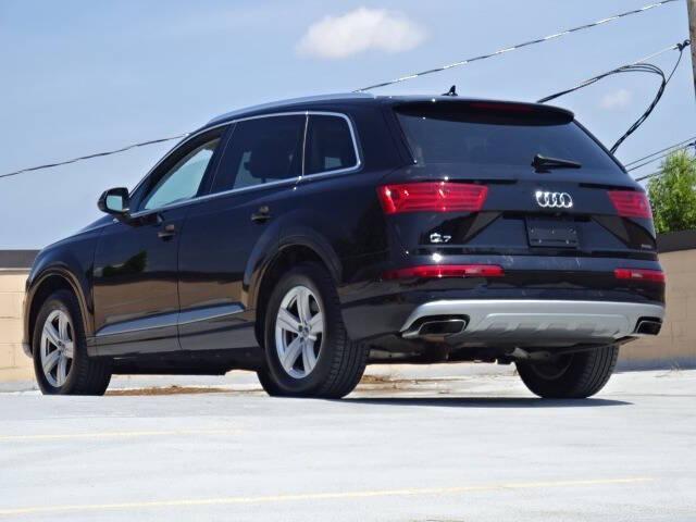 used 2018 Audi Q7 car, priced at $18,900