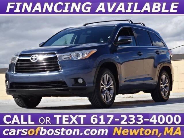 used 2015 Toyota Highlander car, priced at $16,900