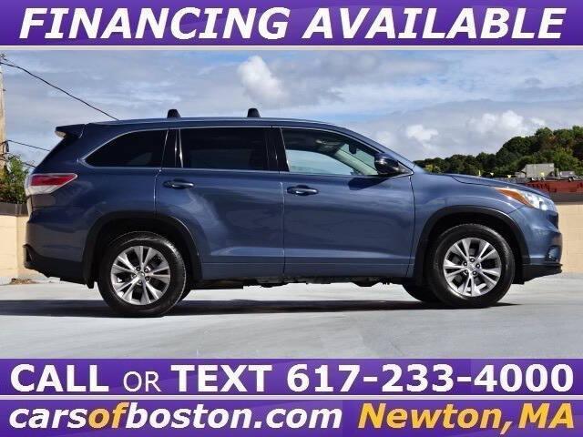 used 2015 Toyota Highlander car, priced at $16,900