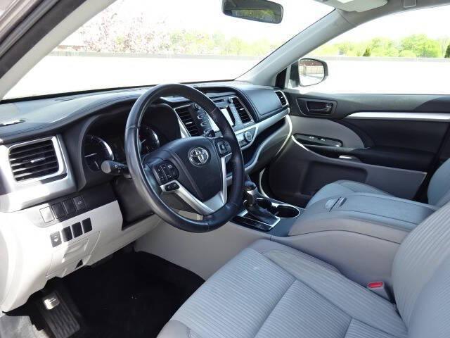 used 2014 Toyota Highlander car, priced at $17,500