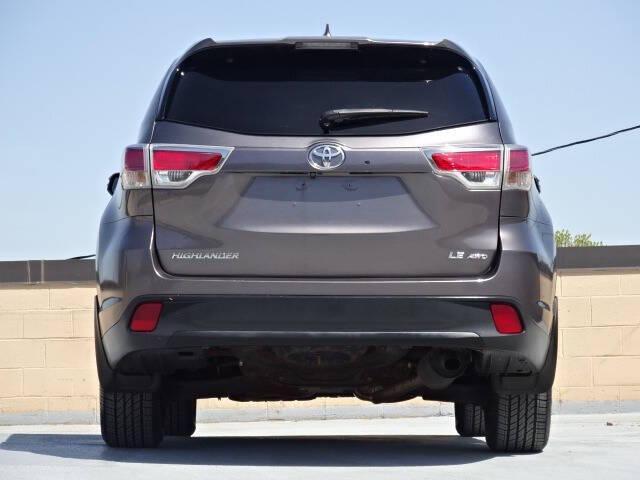 used 2014 Toyota Highlander car, priced at $17,500