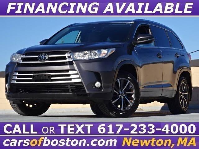 used 2018 Toyota Highlander car, priced at $22,900