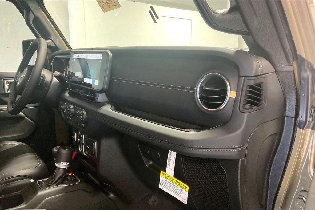 new 2025 Jeep Gladiator car, priced at $48,855