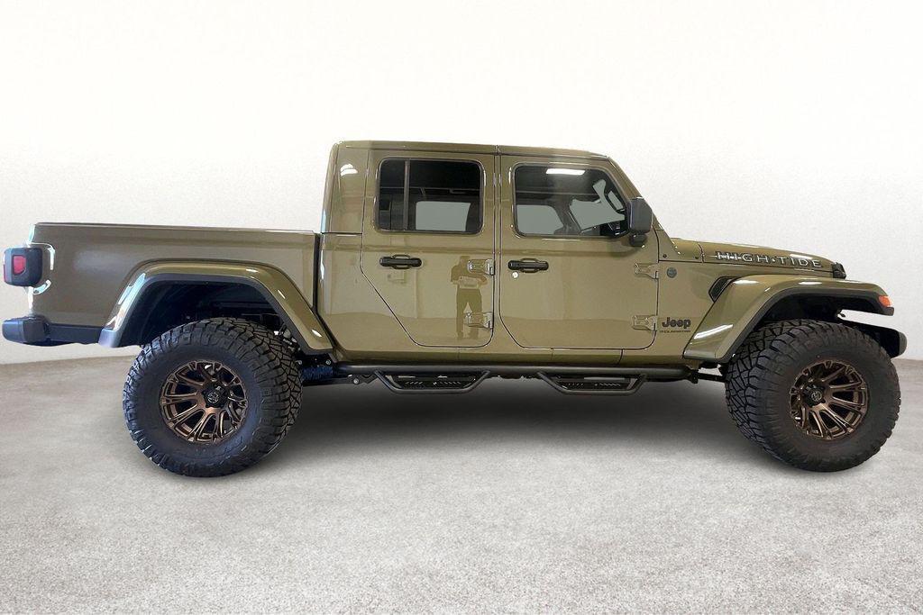 new 2025 Jeep Gladiator car, priced at $48,855