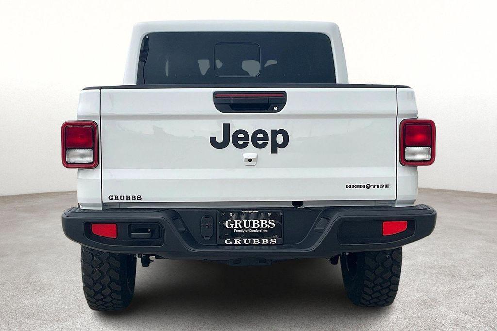 new 2025 Jeep Gladiator car, priced at $48,260