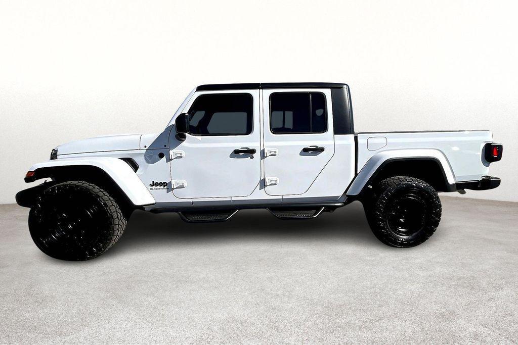 new 2025 Jeep Gladiator car, priced at $49,250