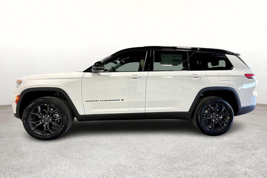 new 2025 Jeep Grand Cherokee L car, priced at $49,240