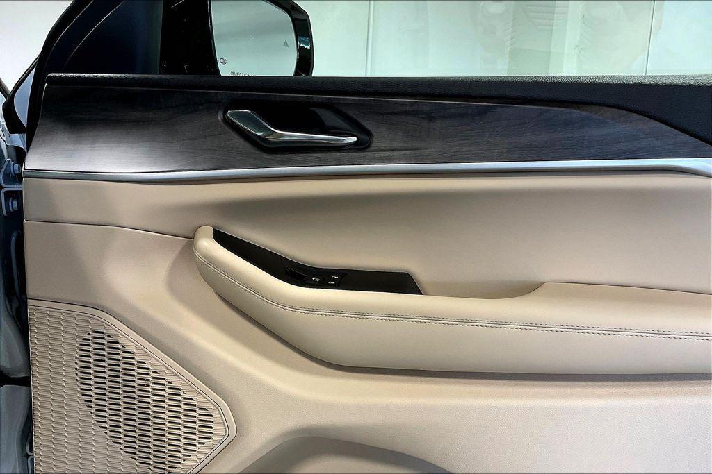 new 2025 Jeep Grand Cherokee L car, priced at $49,240