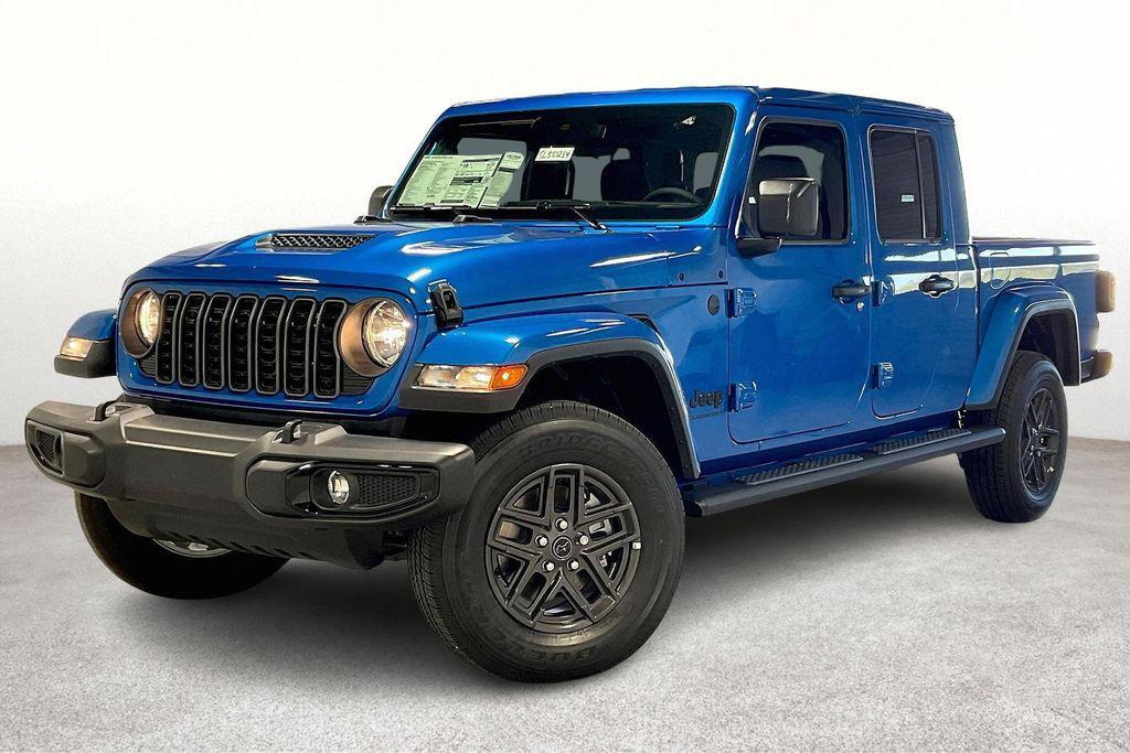new 2025 Jeep Gladiator car, priced at $47,895
