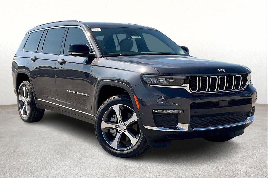 new 2025 Jeep Grand Cherokee L car, priced at $43,895