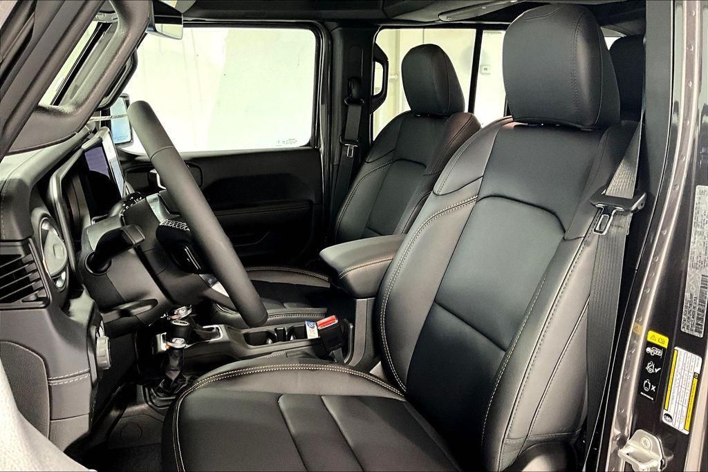 new 2025 Jeep Wrangler car, priced at $62,205