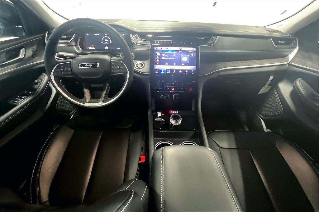 new 2024 Jeep Grand Cherokee car, priced at $52,035