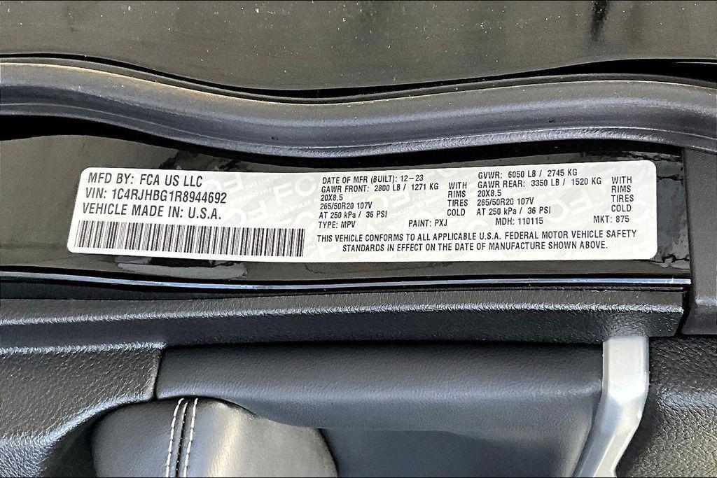 new 2024 Jeep Grand Cherokee car, priced at $52,035