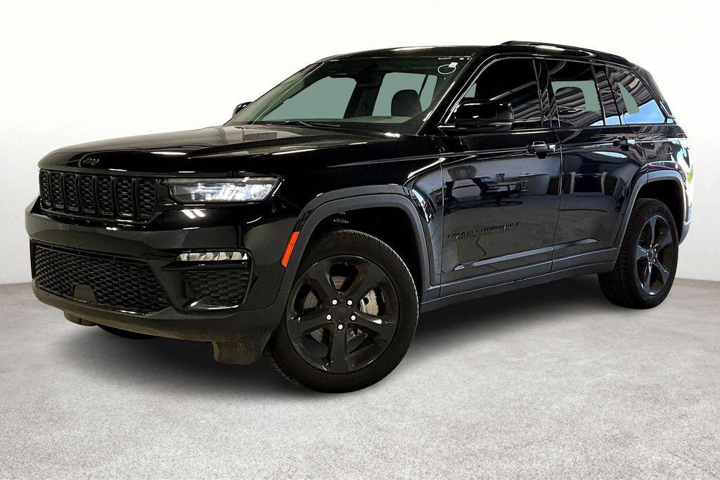 new 2024 Jeep Grand Cherokee car, priced at $52,035