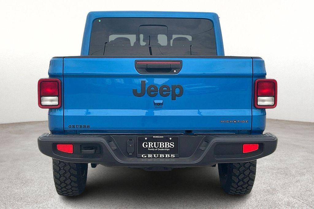 new 2025 Jeep Gladiator car, priced at $48,855