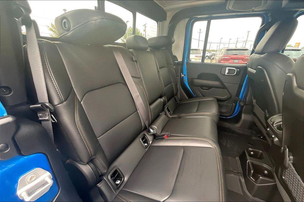 new 2025 Jeep Gladiator car, priced at $48,855