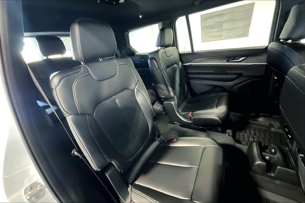 new 2025 Jeep Grand Cherokee L car, priced at $49,240