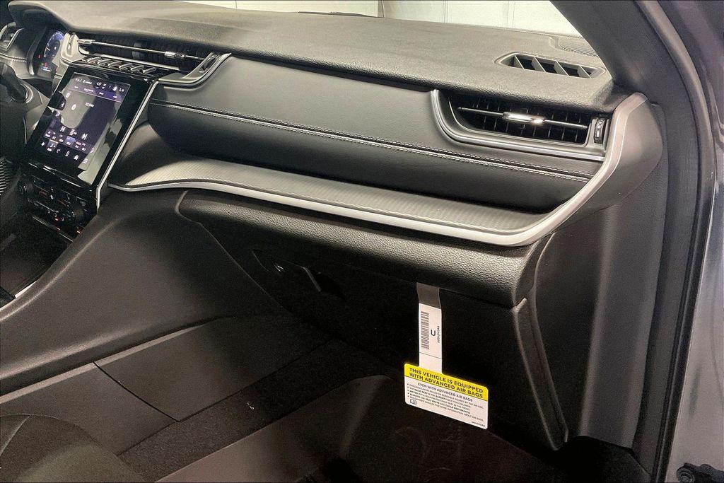 new 2025 Jeep Grand Cherokee L car, priced at $45,920