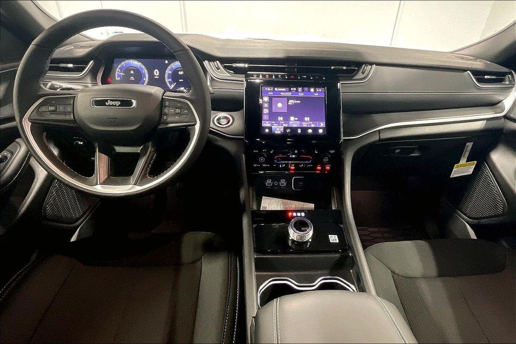 new 2025 Jeep Grand Cherokee L car, priced at $45,920