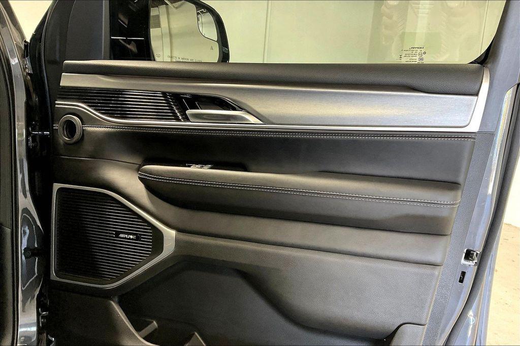 new 2025 Jeep Wagoneer car, priced at $73,925