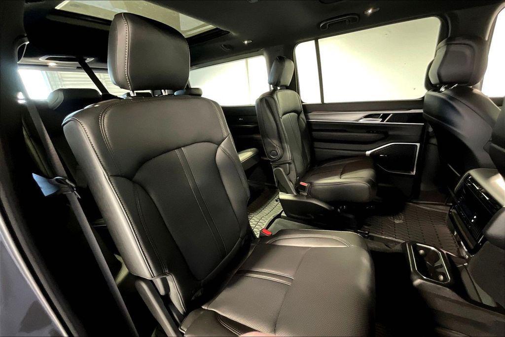 new 2025 Jeep Wagoneer car, priced at $73,925