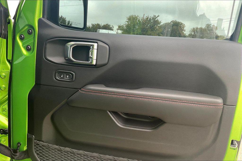 new 2025 Jeep Gladiator car, priced at $54,915