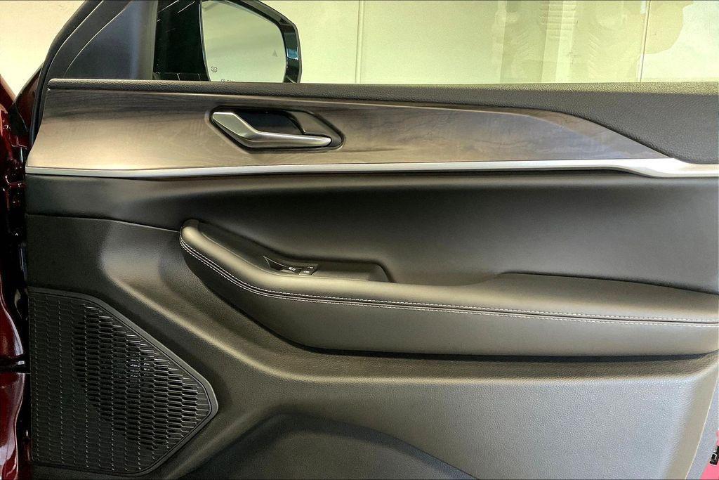 new 2025 Jeep Grand Cherokee L car, priced at $48,735