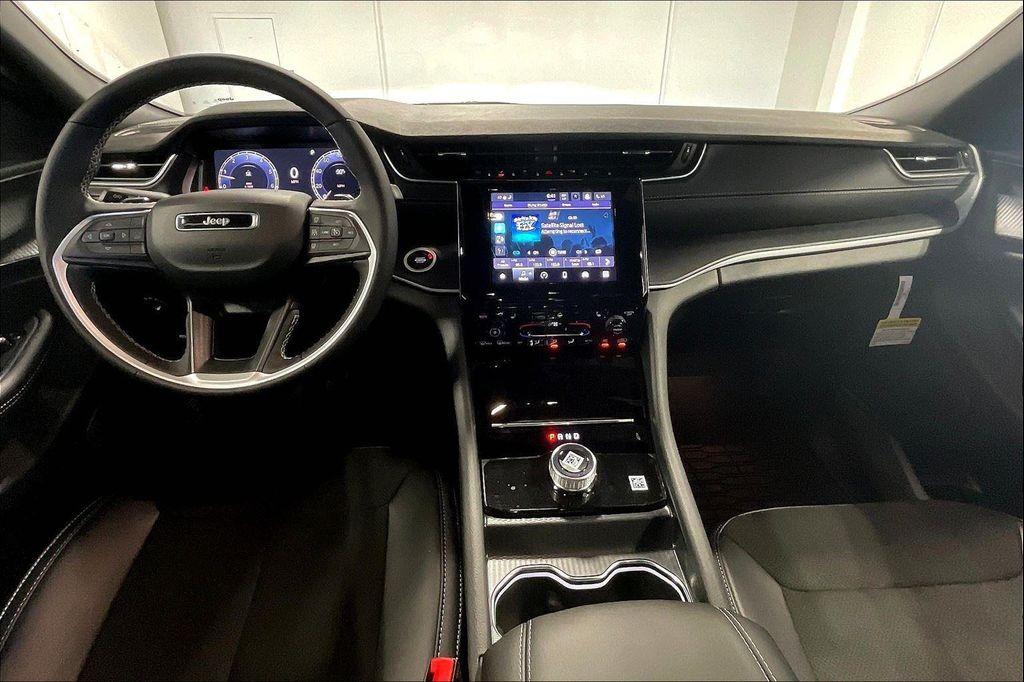 new 2025 Jeep Grand Cherokee L car, priced at $42,730