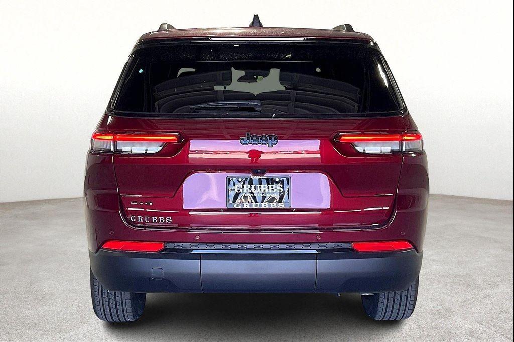 new 2025 Jeep Grand Cherokee L car, priced at $42,730