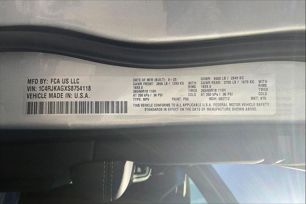 new 2025 Jeep Grand Cherokee L car, priced at $42,730