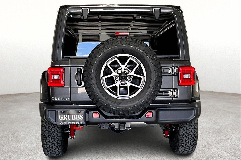 new 2025 Jeep Wrangler car, priced at $60,195