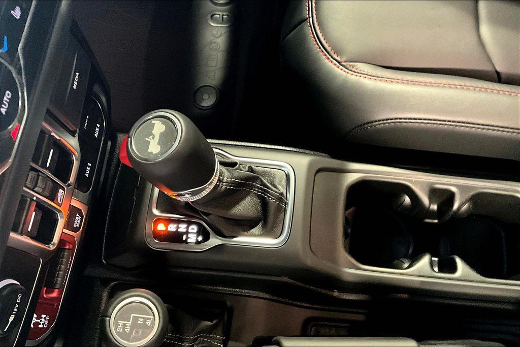 new 2025 Jeep Wrangler car, priced at $56,195