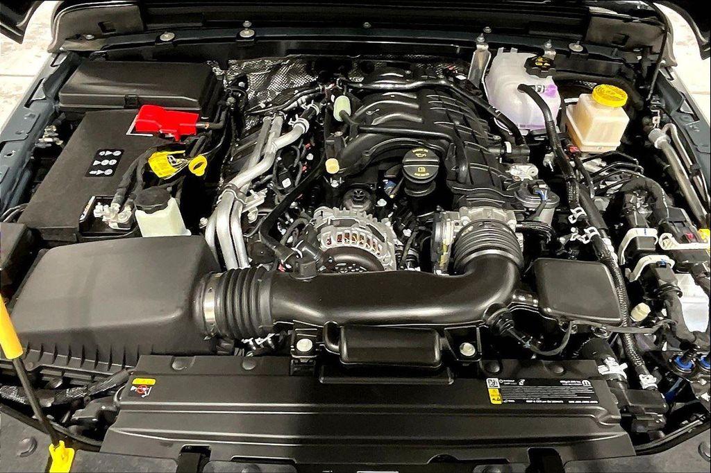 new 2025 Jeep Gladiator car, priced at $44,605