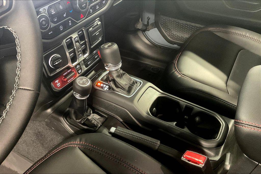 new 2025 Jeep Wrangler car, priced at $63,760