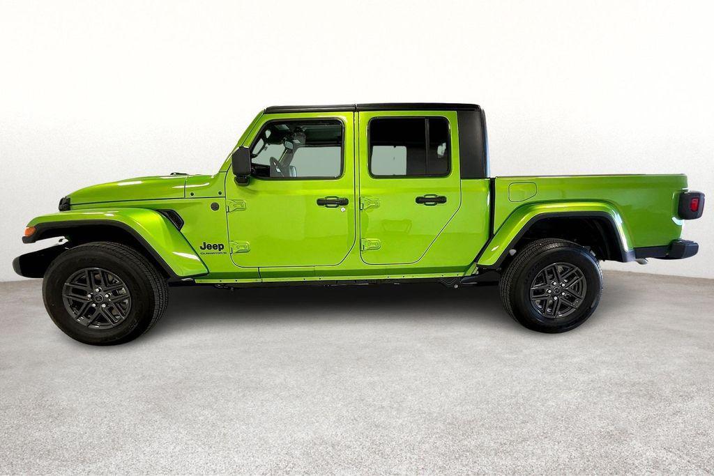 new 2025 Jeep Gladiator car, priced at $49,845