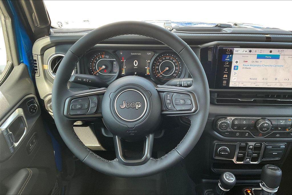 new 2025 Jeep Gladiator car, priced at $48,855