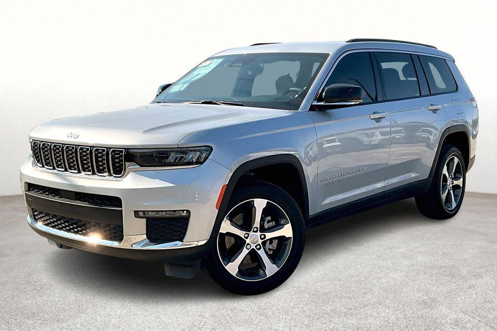 new 2025 Jeep Grand Cherokee L car, priced at $53,895