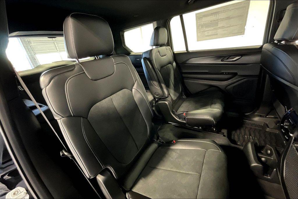 new 2025 Jeep Grand Cherokee L car, priced at $46,730