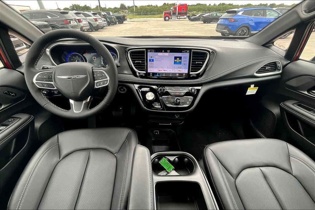 new 2026 Chrysler Pacifica car, priced at $46,880