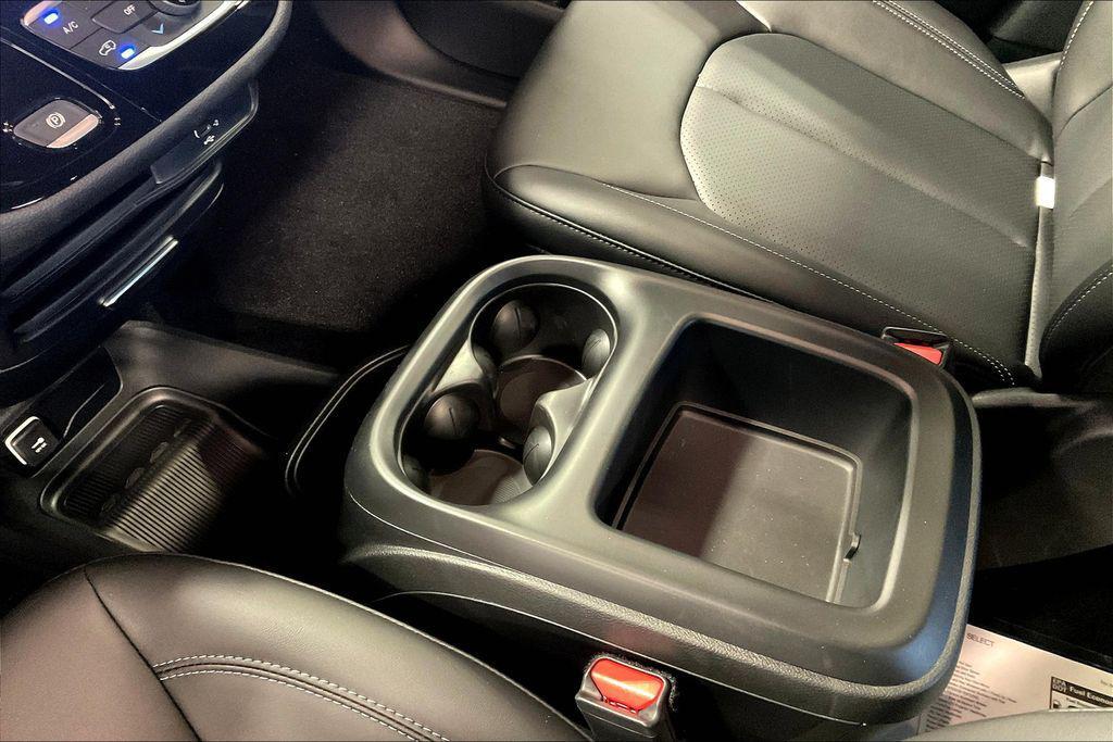 new 2026 Chrysler Pacifica car, priced at $45,740