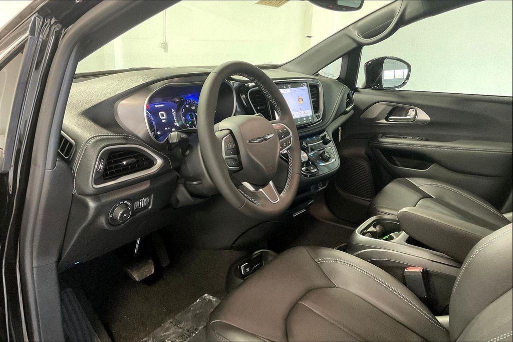 new 2026 Chrysler Pacifica car, priced at $41,240