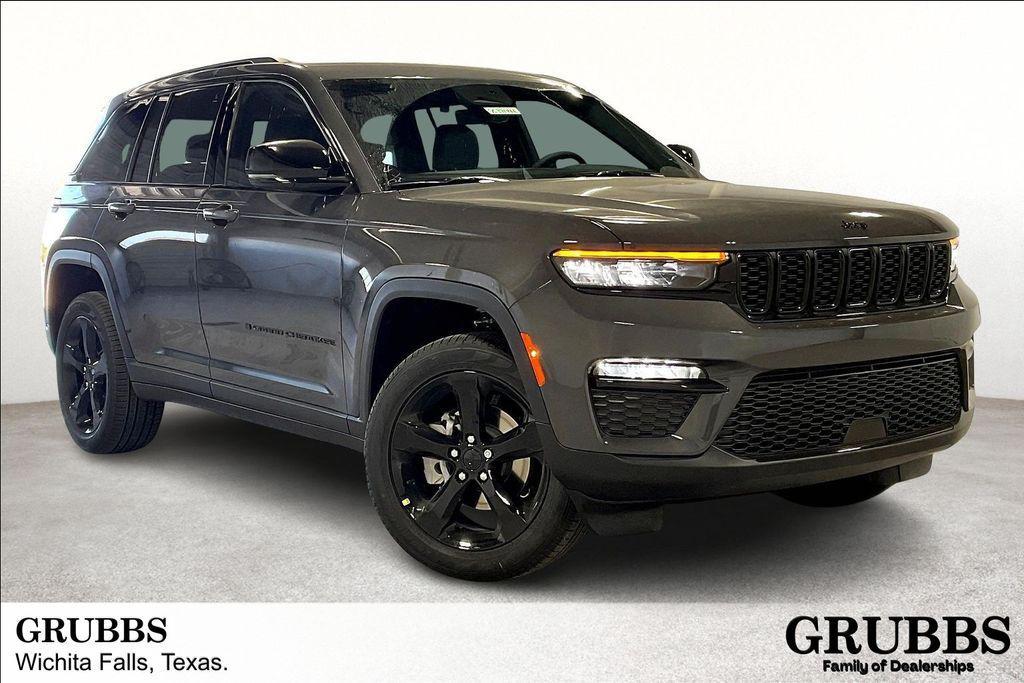 new 2025 Jeep Grand Cherokee car, priced at $50,220