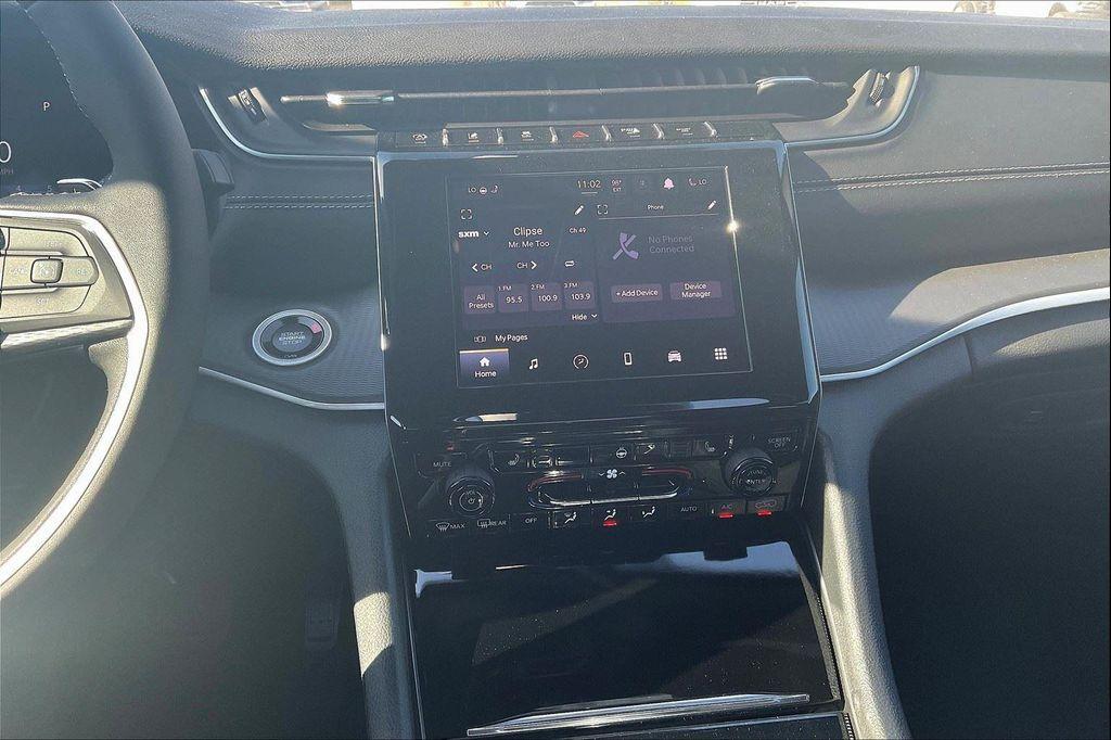 new 2025 Jeep Grand Cherokee L car, priced at $40,730