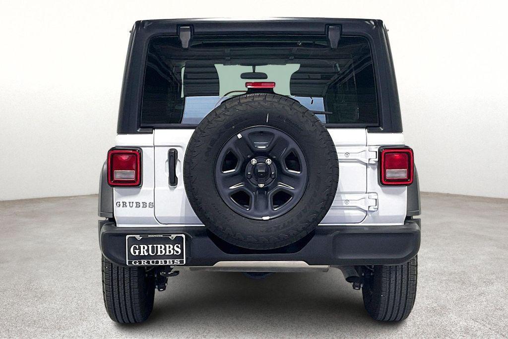 new 2025 Jeep Wrangler car, priced at $43,055