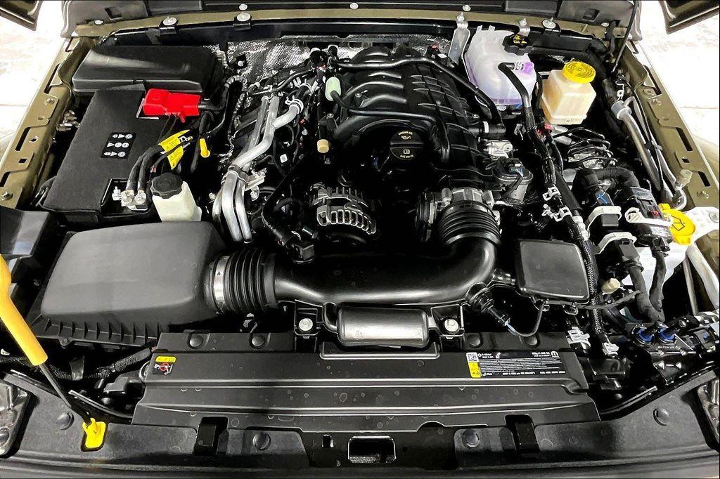 new 2025 Jeep Gladiator car, priced at $44,605