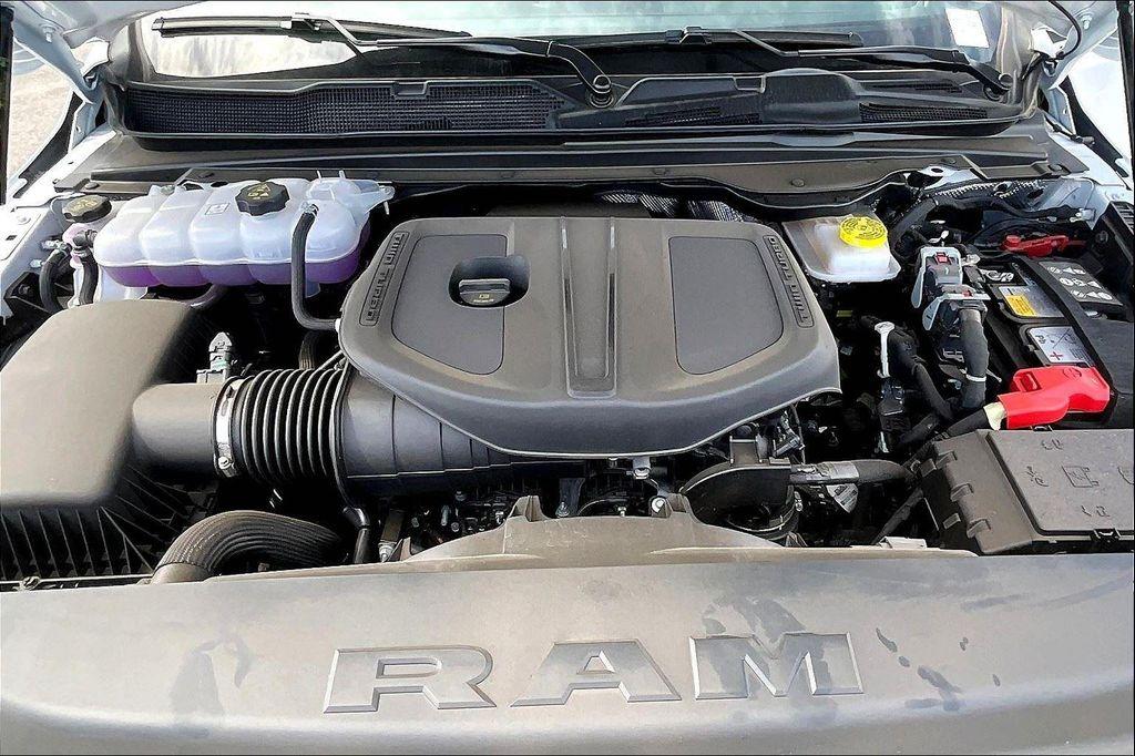 new 2025 Ram 1500 car, priced at $59,913