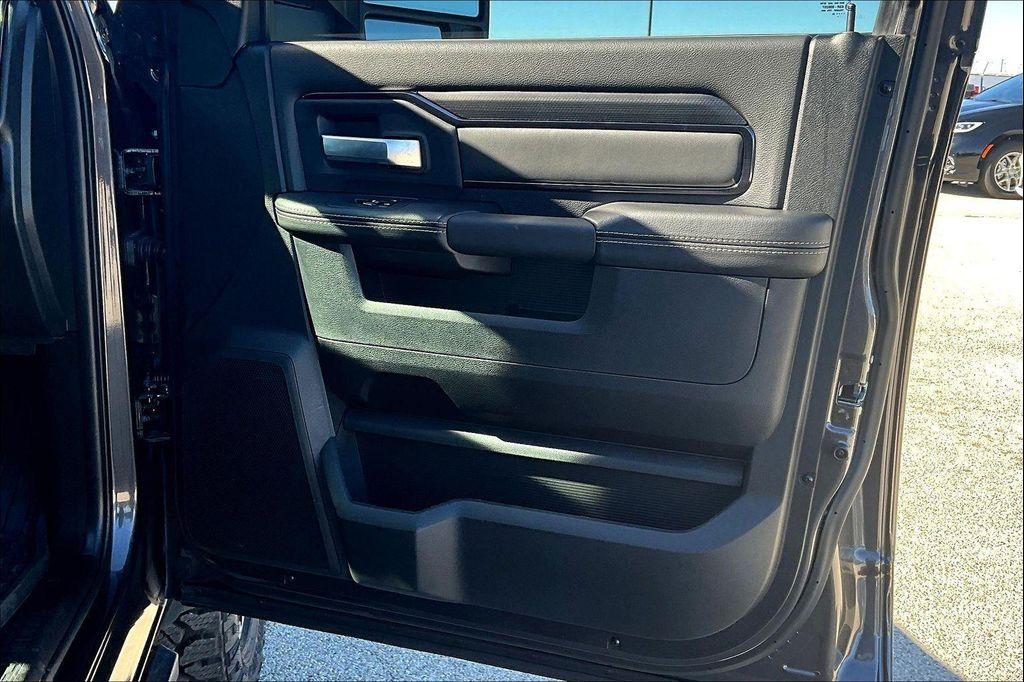 new 2025 Ram 2500 car, priced at $81,870