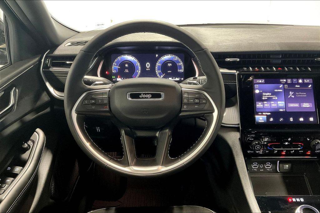 new 2025 Jeep Grand Cherokee car, priced at $39,480