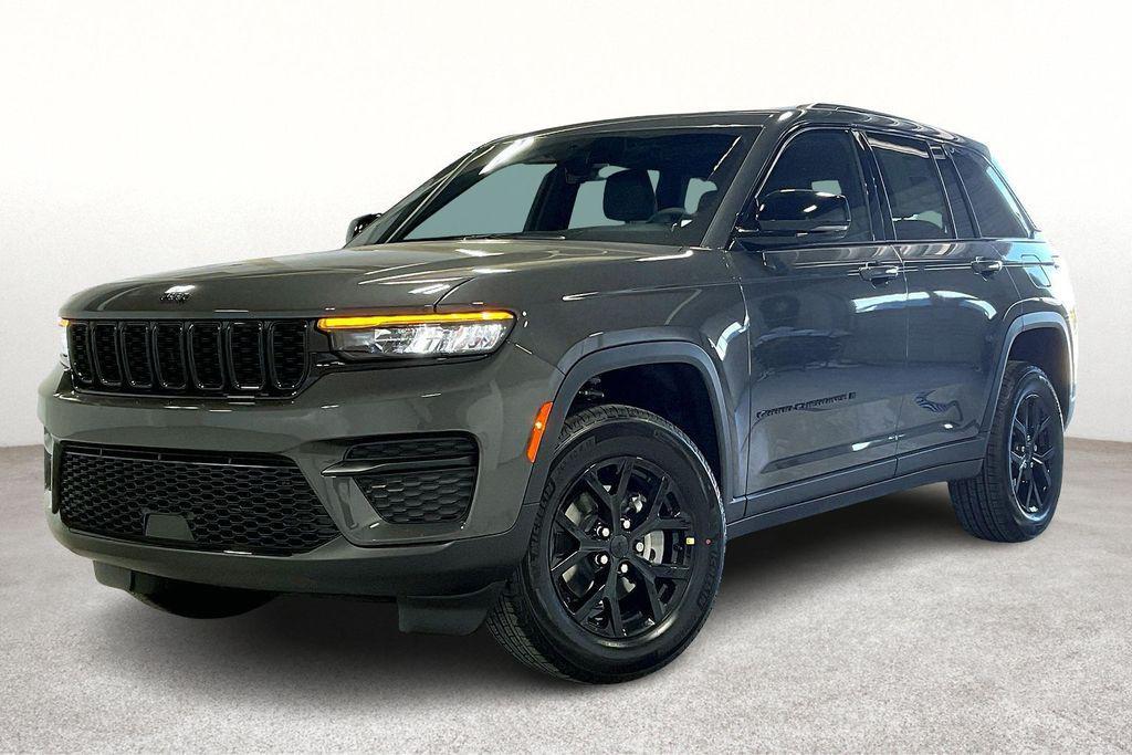 new 2025 Jeep Grand Cherokee car, priced at $39,480