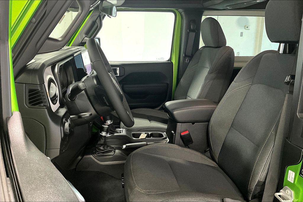 new 2025 Jeep Wrangler car, priced at $42,750